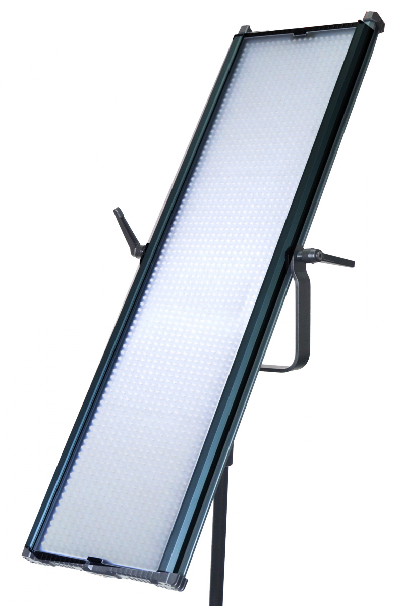картинка LED панель MLux 2280P Daylight (+ V-Lock 2 аккумулятора 300 Wh) от магазина Rental+
